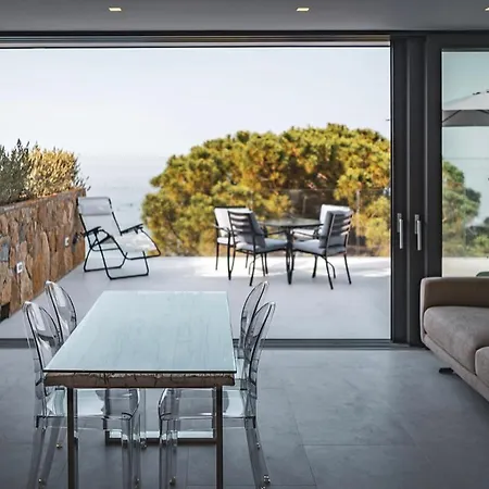 Seaside Escape Apartman